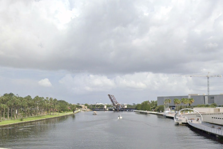 Tampa Bay Area Braces for Cold Snap and High Rip Current Risk, NWS Advises Caution
