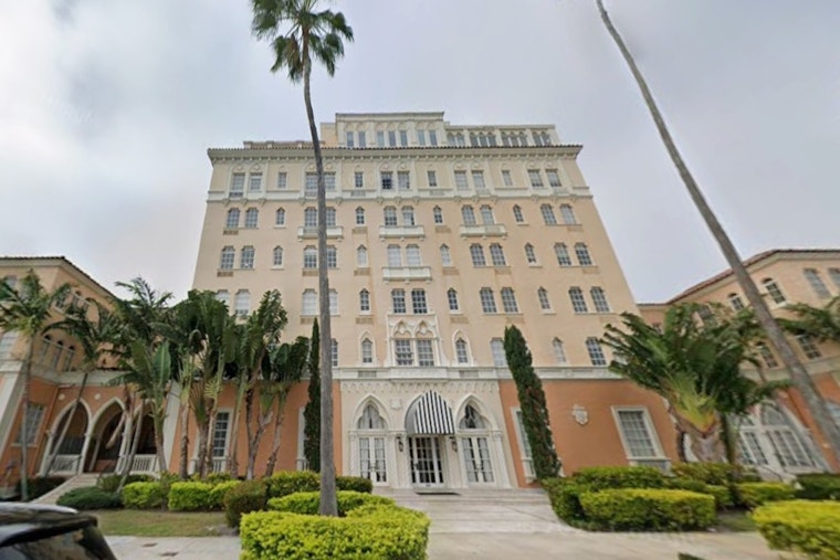 Tampa City Council Denies Rezoning of Historic Mirasol Apartments Amid Local Debate