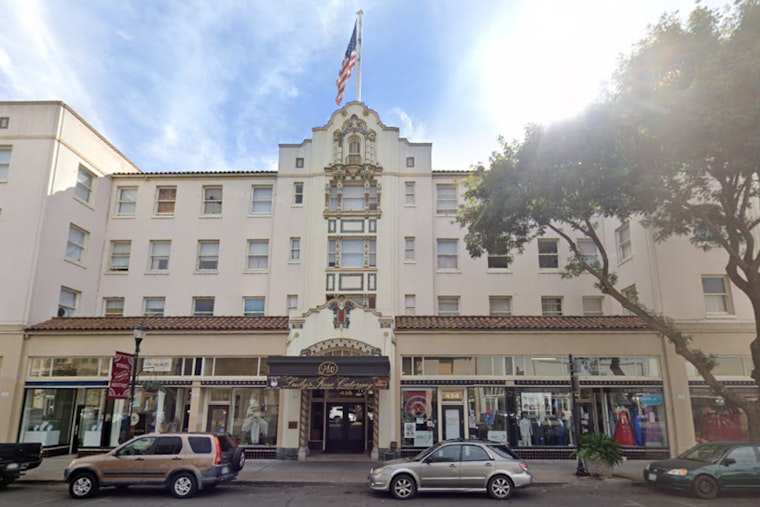 Thanksgiving Elevator Meltdown Leaves Woodland Tenants Trapped Upstairs
