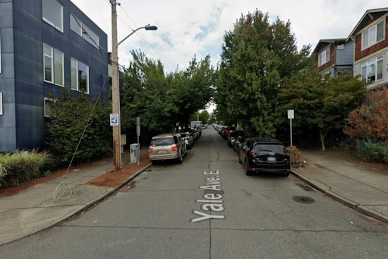 Thick Smoke And Tight Stairwells As Seattle Crews Tackle Yale Ave E Blaze