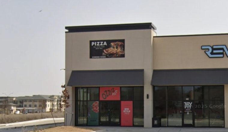 Tiny Fort Worth Pizza Shop Slings Giant New York Slices On Altamesa