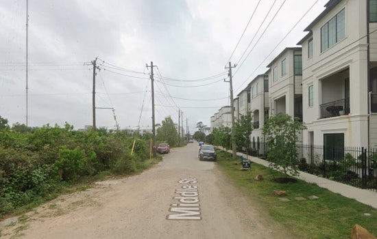 Toxic Ash Fight Heats Up as 800 Middle St Complex Nears Move-In
