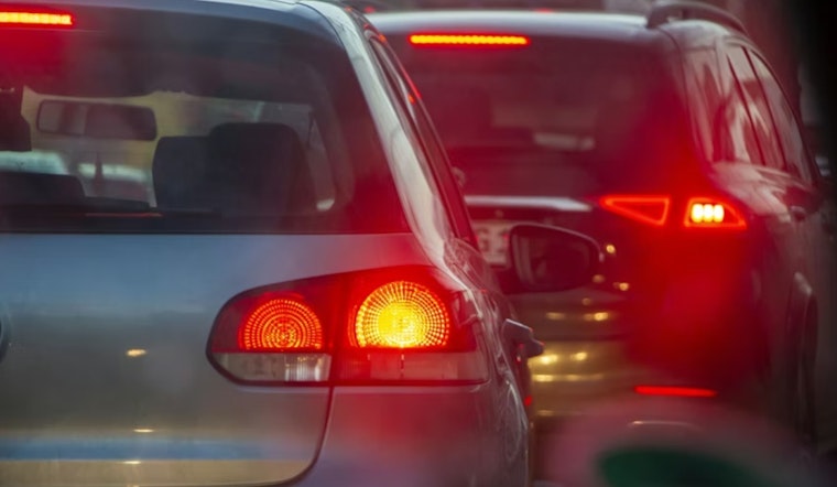 Traffic-Weary Denver Locals Crowd Peña Boulevard Fix-It Meeting