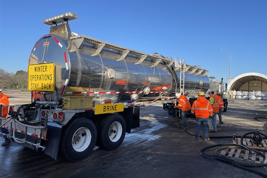 TxDOT Urges Texans to Stay Home as Preemptive Measures Begin for Approaching Winter Storm