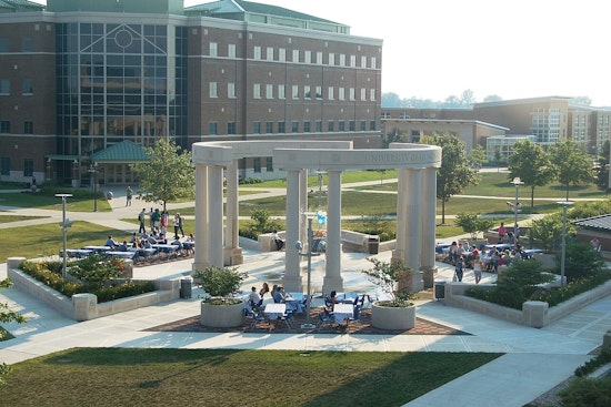 U Of I Trustees Hit Next Fall’s Freshmen With Tuition Hike In Chicago And Urbana
