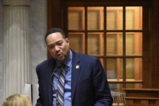 Unanimous Support Propels Senator Mark Spencer's SB 232 Through Senate Committee, Aiming to Revitalize Gary's Lakefront