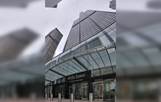 United Flight Attendants Turn Willis Tower Plaza Into Contract Battleground