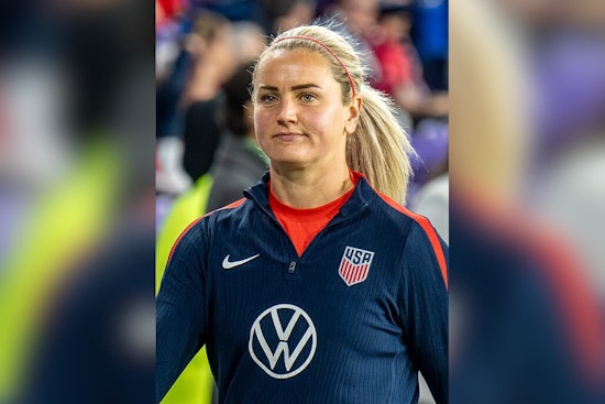 USWNT Captain Lindsey Heaps Signs Four-Year Deal with Denver Summit FC, Marking a High-Profile Homecoming