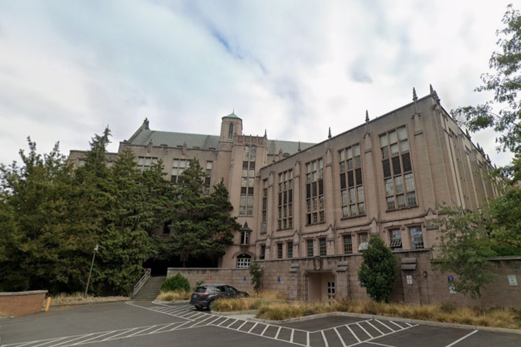UW Students Swarm Gerberding Hall In Anti-ICE Campus Push