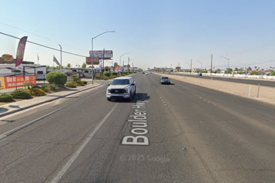 Vegas Cops Yank Ceiling Hider From Empty Walgreens After Unhoused People Robbed