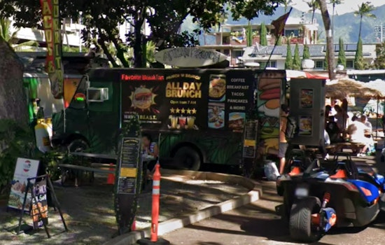 Waikiki Breakfast Obsession Munch 'N Brunch Parks Itself At Eaton Square