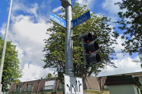 Waimalu Water Main Blowout Near Pearlridge Leaves Homes Dry And Traffic Jammed
