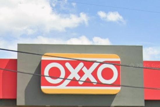West El Paso Plaza Snags Oxxo, Doña Tota Tag-Team