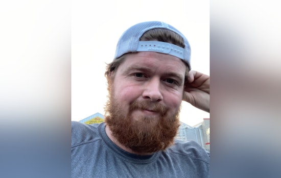 West Palm Beach Police Seek Public Aid in Locating Suspected Child Abuse Fugitive Cody Waller from Tennessee
