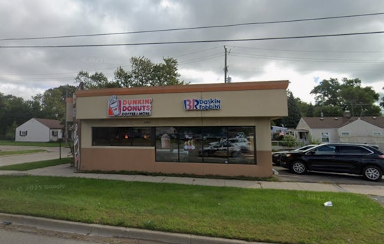 Woman Stabbed at Dunkin' Donuts in Lincoln Park as Suspect in Custody
