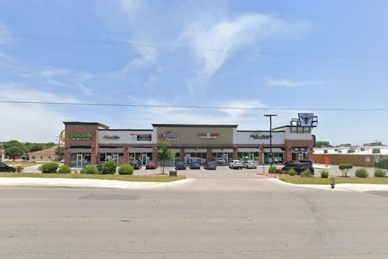 Zojah Burgers Juices Up San Antonio Medical Center