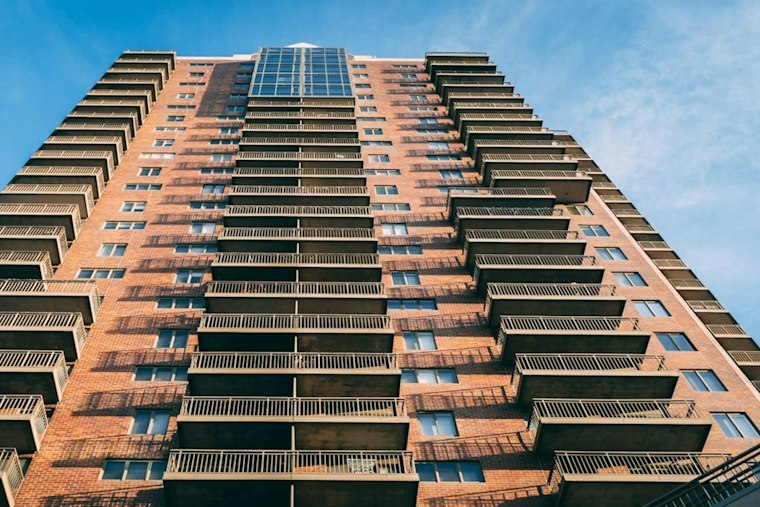 161-Unit Aston Tower Set for Move-Ins Next Month in Des Moines' East Village