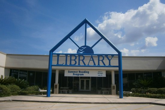 22 Authors Descend on Ladue as St. Louis Teen Book Festival Shuts Down the Library
