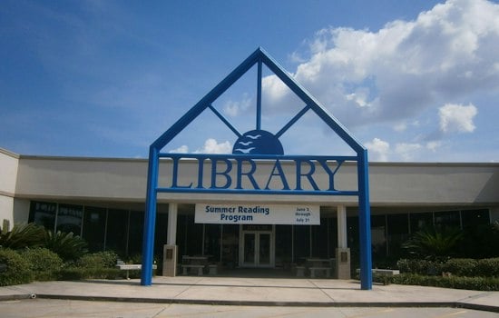 22 Authors Descend on Ladue as St. Louis Teen Book Festival Shuts Down the Library