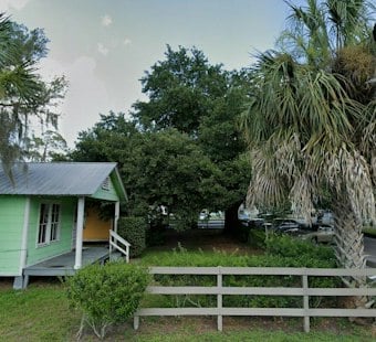 22-Year-Old Drowns at Gator Joe's on Lake Weir, Jet Ski Riders Pull Him From Water
