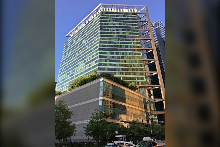 $310M Foreclosure Suit Hits Well-Leased West Loop Tower at 540 W. Madison