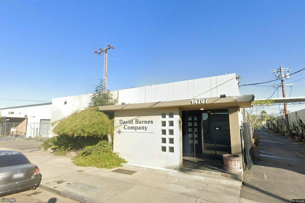 37 Firefighters Douse Van Nuys Commercial Blaze in 40 Minutes