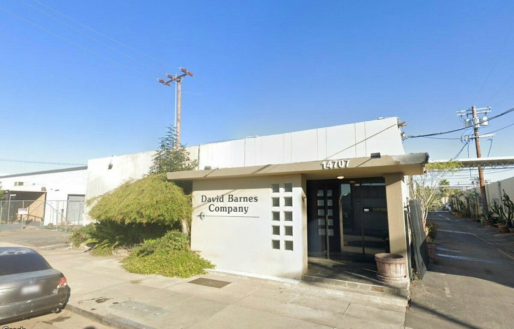 37 Firefighters Douse Van Nuys Commercial Blaze in 40 Minutes