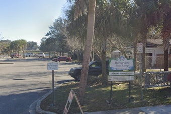 65-Year-Old Man Dies After Canoe Capsizes at Jacksonville Boat Ramp
