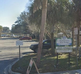 65-Year-Old Man Dies After Canoe Capsizes at Jacksonville Boat Ramp