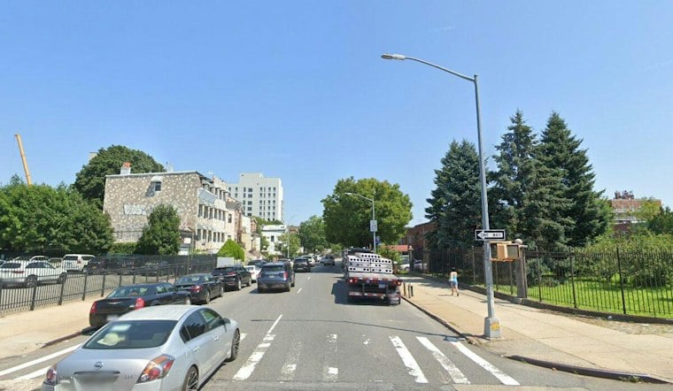 67-Year-Old Punched, Robbed of $120 Inside Atlantic Avenue Building