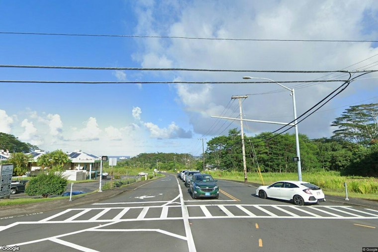 77-Year-Old Driver Critical After Truck Crosses Centerline on Hilo Hill