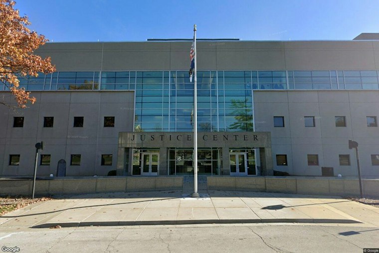 83-Year-Old Leavenworth Man Convicted After Putting Cash in Teen's Bra