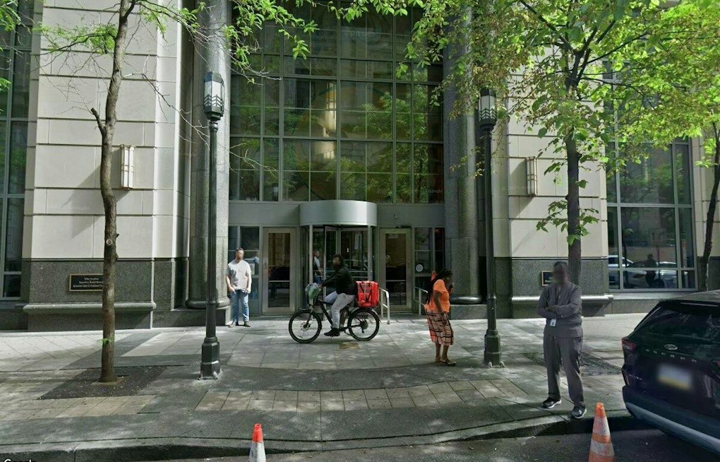 A Dozen Protesters Ejected From Philly Courthouse Over ICE Arrests Outside Doors