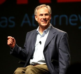 Abbott Storms Montgomery County Steakhouse in Last-Minute Push to Fire Up GOP Voters
