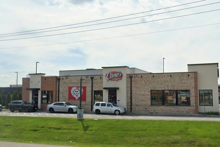 About 250 Teens Gather at Fairview Heights Raising Cane's; Brothers Arrested After Fights Break Out