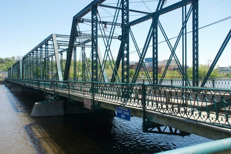 Ada Car Theft Spree Ends With Teen Leaping Off Sixth Street Bridge Into Grand River