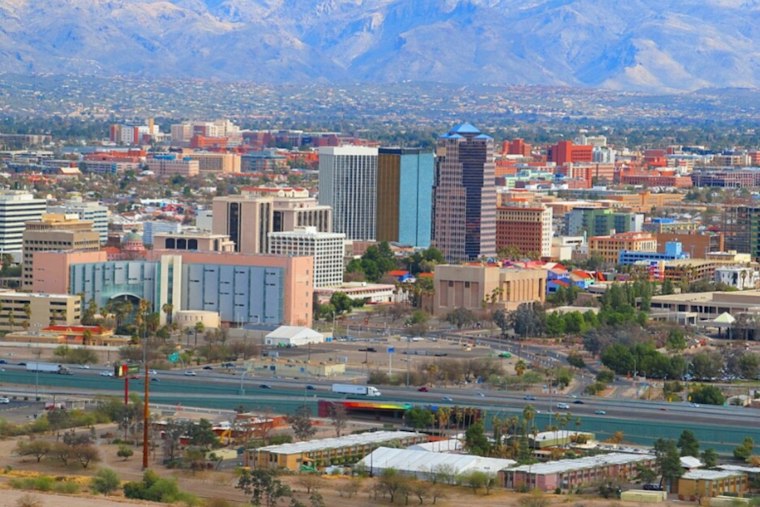 After 87-Degree Sunshine, Tucson Braces for Stormy Weekend Skies