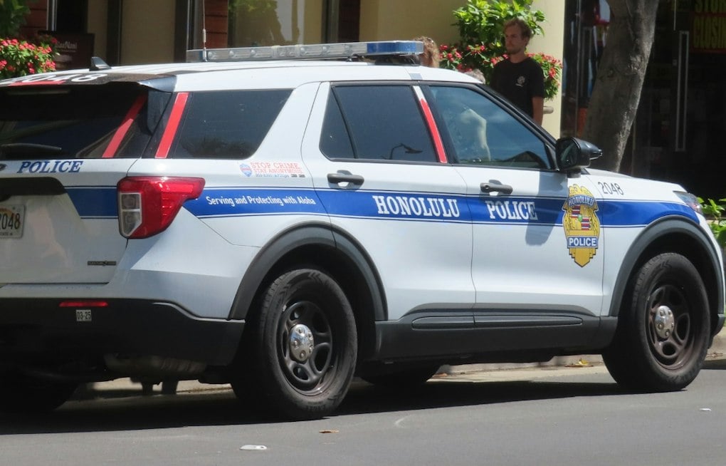 Aiea Gas Station Suspect Attacks Clerk Over Stolen Goods, Police Say