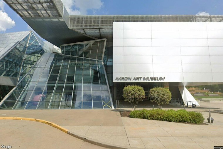 Akron Art Museum Throws 21+ Thriller Dance Party With Trick-or-Treating, Open Bar