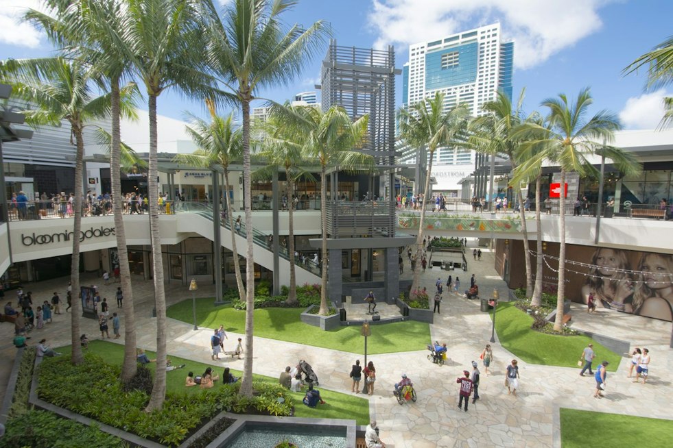 Ala Moana Center Trick-or-Treats With 100-Plus Stores for Halloween Bash