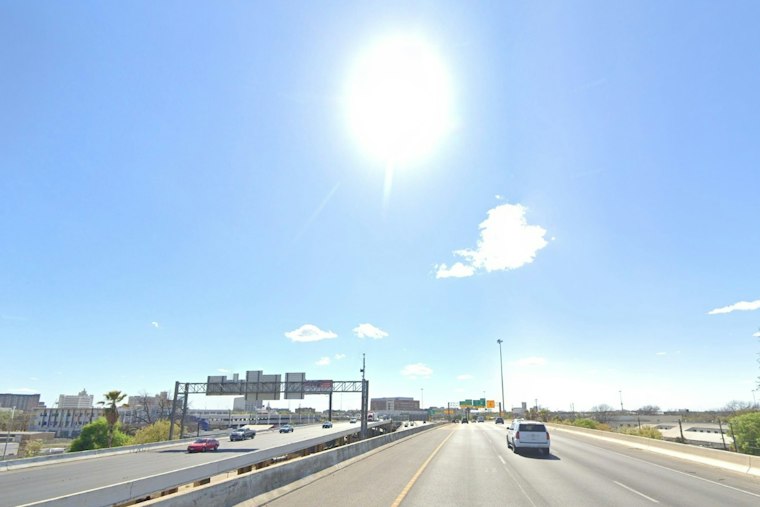 Alamo City Swelters in 100-Degree Heat Before Weekend Cold Front Crashes In