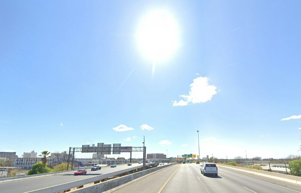 Alamo City Swelters in 100-Degree Heat Before Weekend Cold Front Crashes In