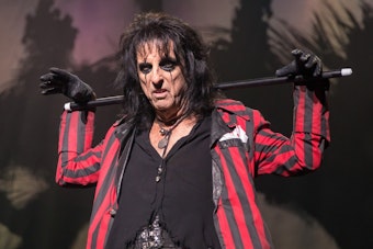 Alice Cooper Brings New Memoir to Livonia, Third Rock City Stop in Years