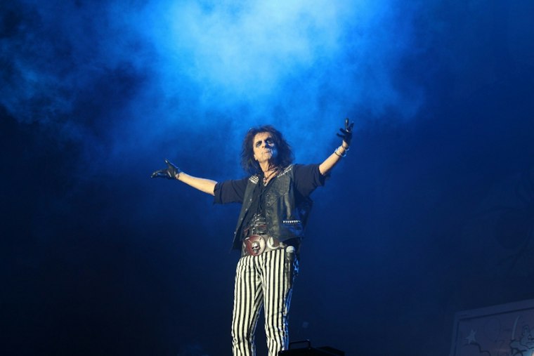 Alice Cooper's Alice's Attic Tour Hits Prescott Valley This November