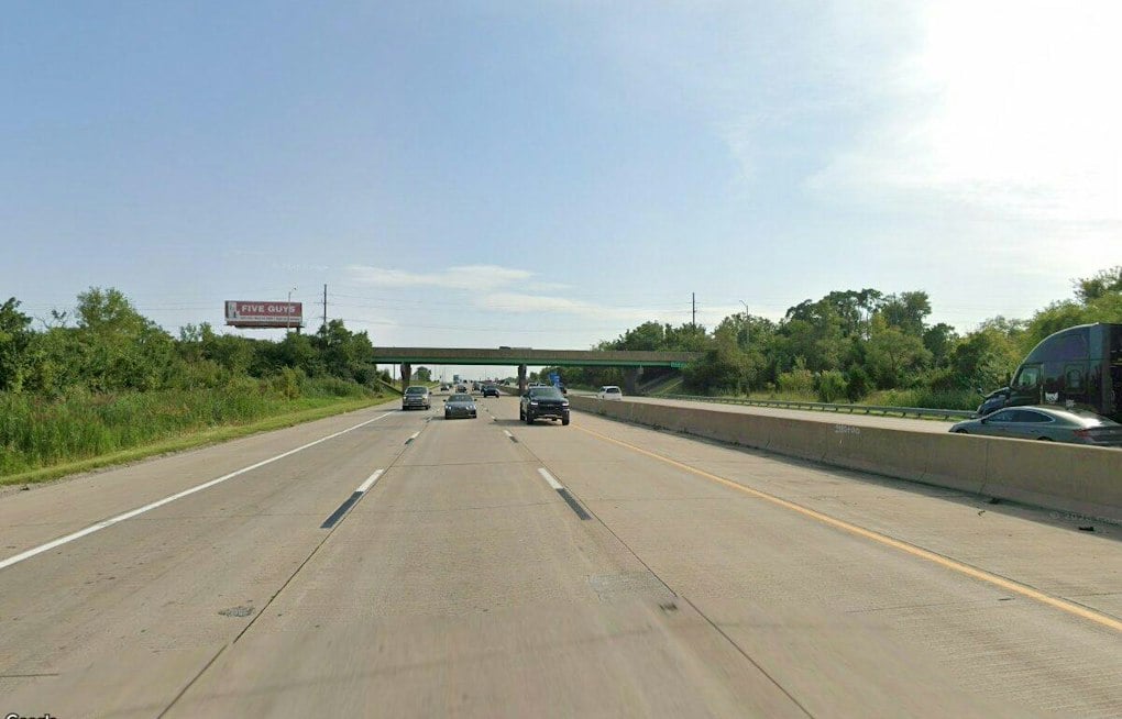 Amazon Semi Slams Into I-65 Bridge Pillar Near Merrillville, Shuts Down Lanes