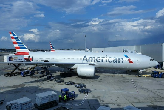 American Airlines Dangles $25K in Scholarships to Fix Charlotte Mechanic Shortage