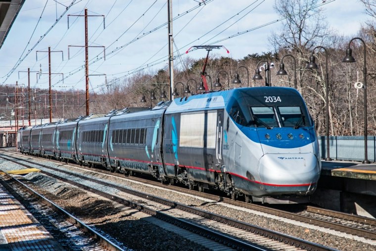 Amtrak Train Kills Pedestrian Near Sumner, Halting Sound Transit S Line