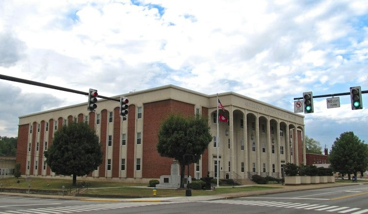 Anderson County Courthouse Dog Berto Dies After Illness; Helped Child Victim in Case With 120-Year Sentence
