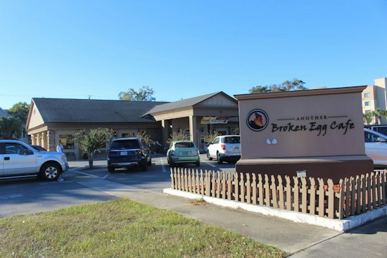 Another Broken Egg Cafe Cracks Open Collier Blvd With Lobster Omelette, Full Bar