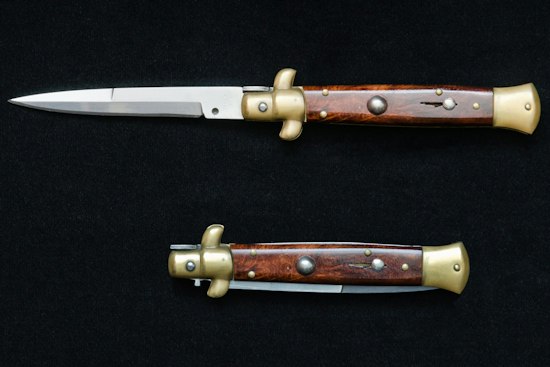 Appeals Court Strikes Down Federal Switchblade Ban as Second Amendment Violation